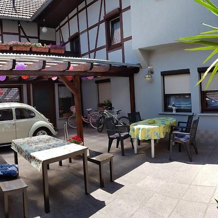 Gaestezimmer & Ferienwohnungen Thon Herbsleben Екстериор снимка