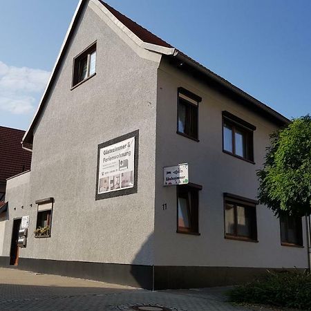 Gaestezimmer & Ferienwohnungen Thon Herbsleben Екстериор снимка